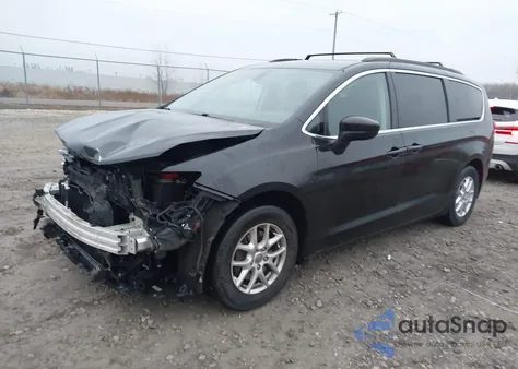 2021 Chrysler Voyager Lxi z USA, uszkodzony, nr VIN 2C4RC1DG3MR516411